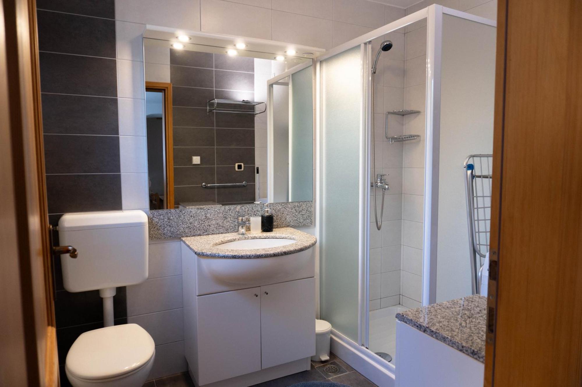 קרניצה Apartment Deborah מראה חיצוני תמונה